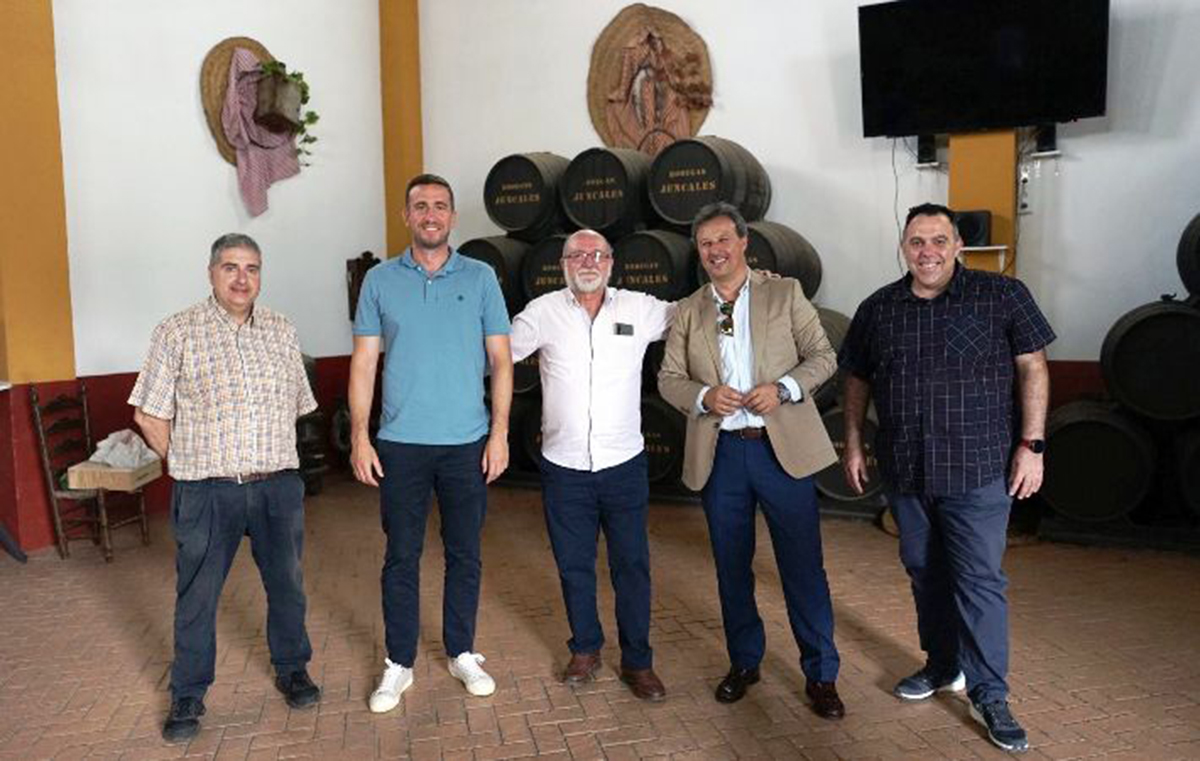 Cata de arándanos en Bodegas Juncales