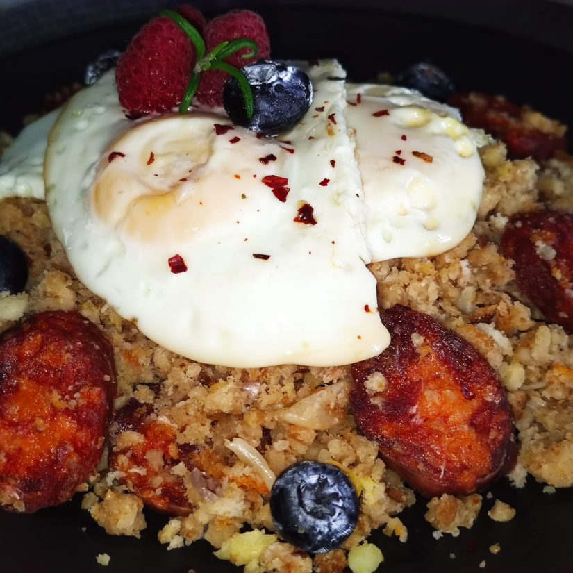 migas-con-frutos-de-masia